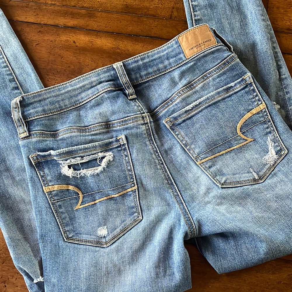 American Eagle jeans!